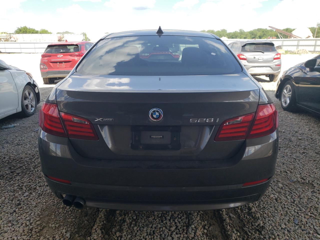 WBAXH5C56DDW12887 2013 BMW 528 Xi