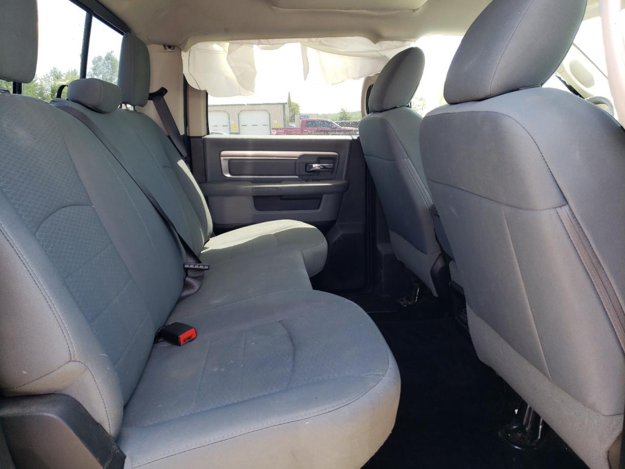 1C6RR7TT0HS544470 2017 Ram 1500 Slt