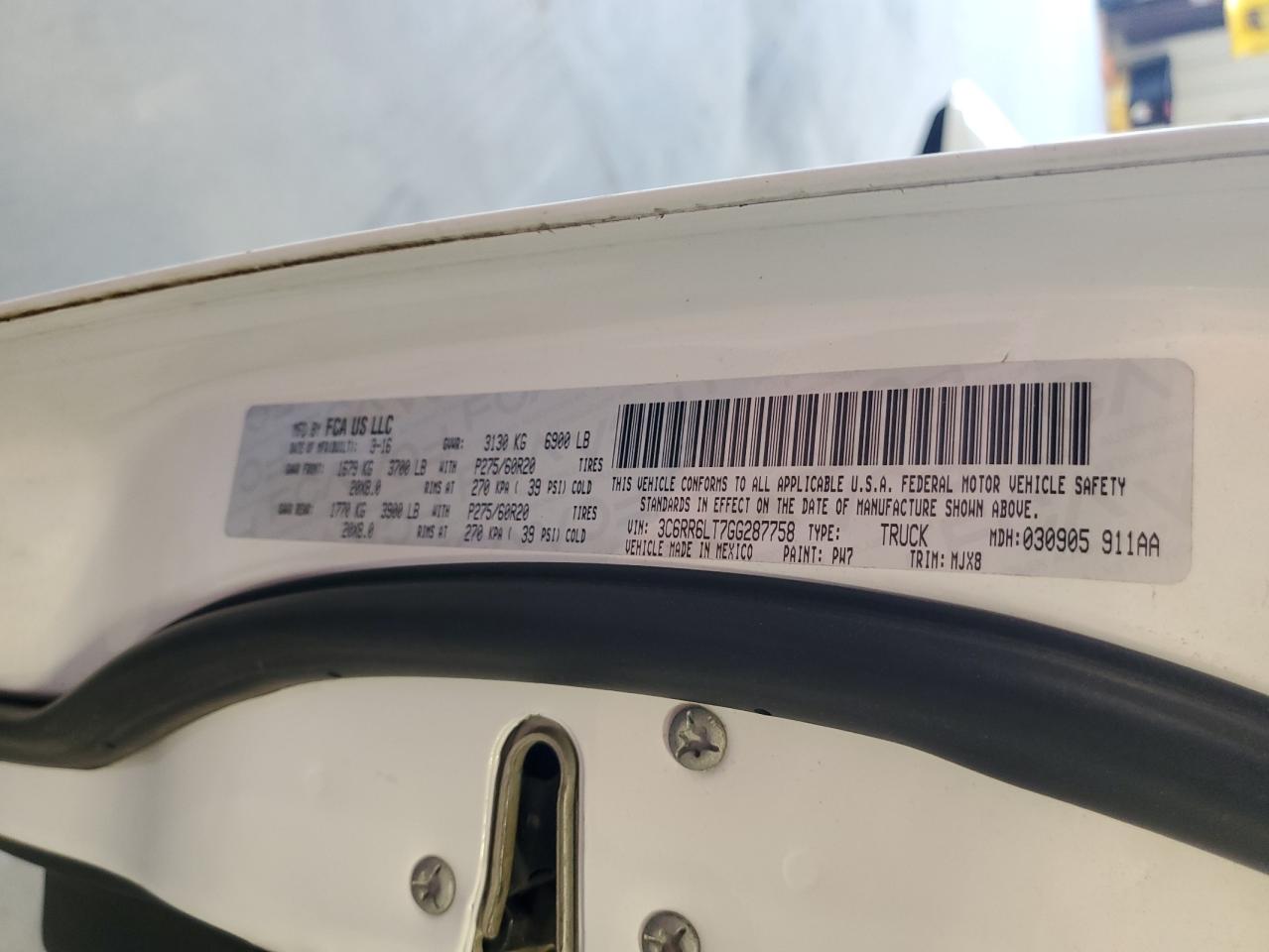 3C6RR6LT7GG287758 2016 Ram 1500 Slt