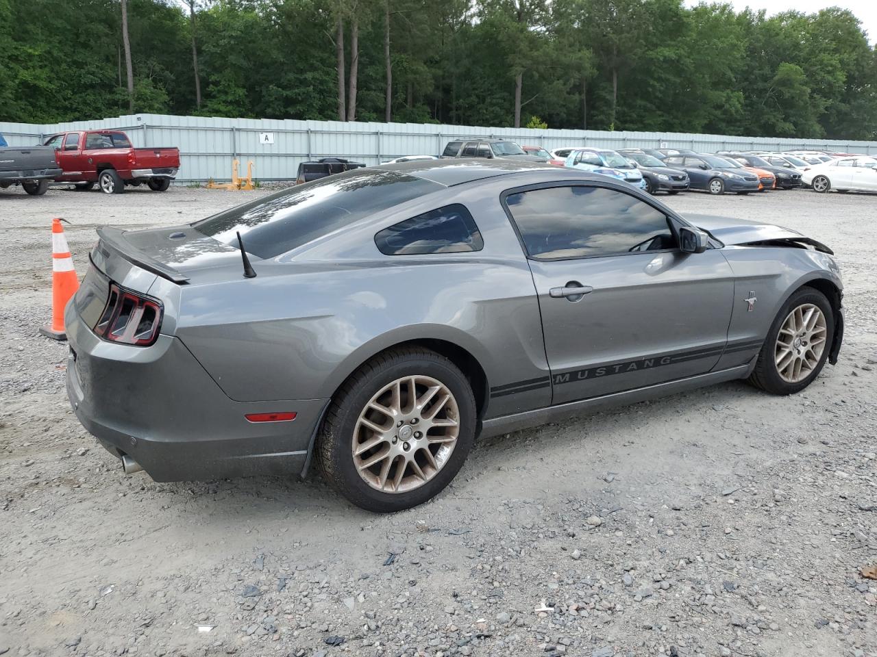 1ZVBP8AM3D5279440 2013 Ford Mustang