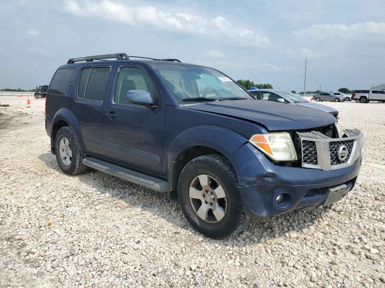 5N1AR18U46C620988 2006 Nissan Pathfinder Le