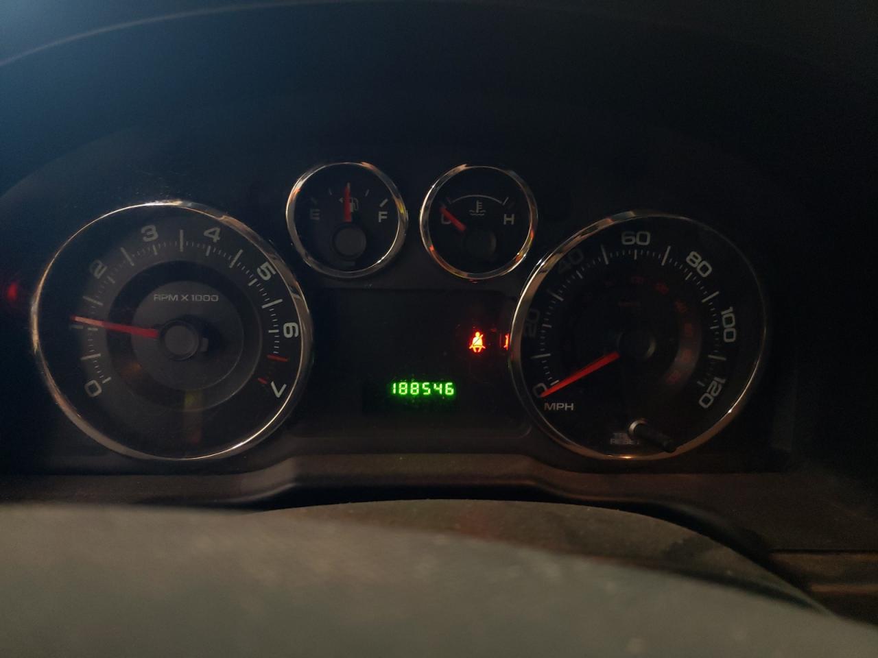 2FMDK36CX8BA92240 2008 Ford Edge Se