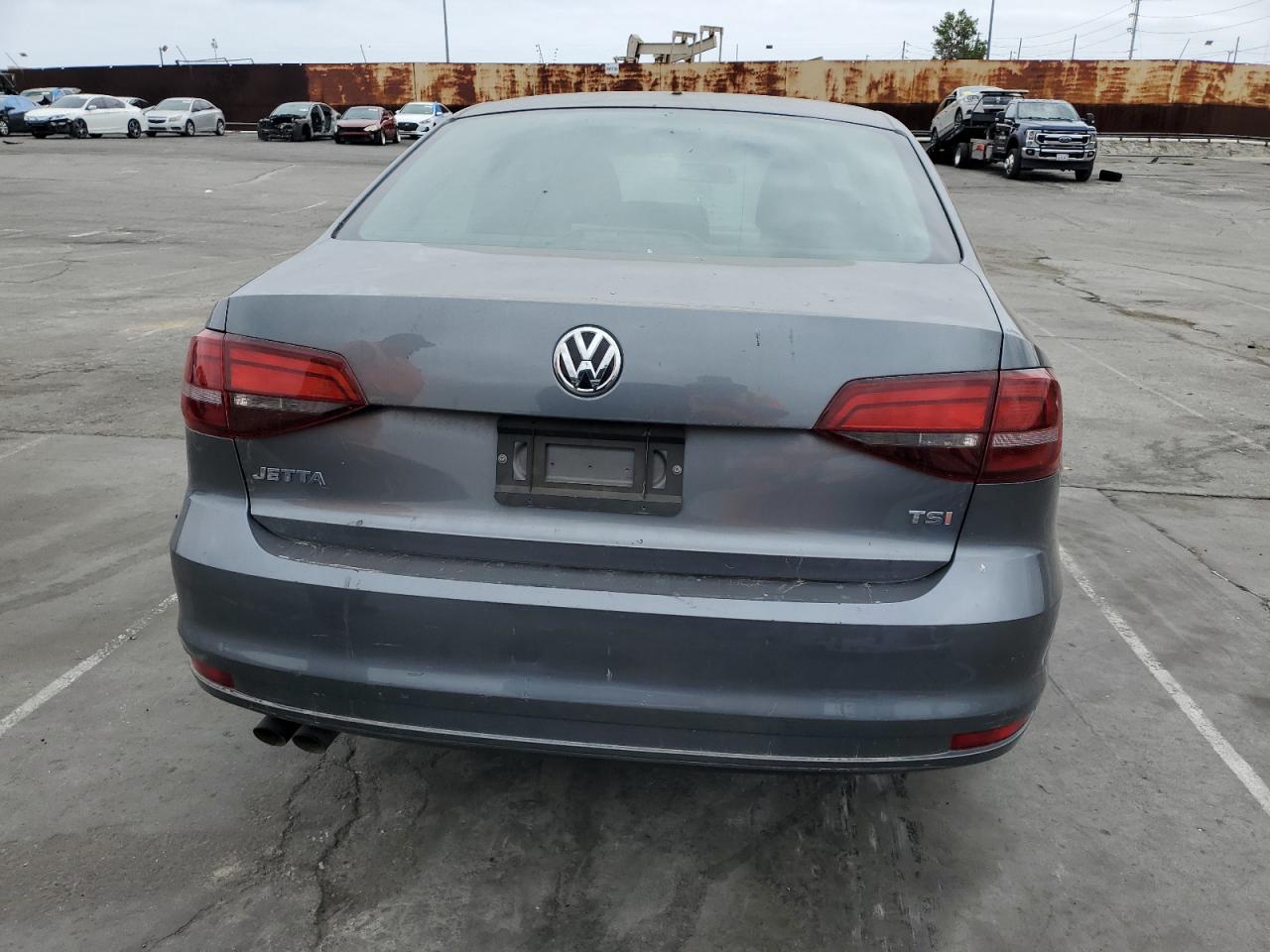 2016 Volkswagen Jetta S vin: 3VW167AJXGM276161