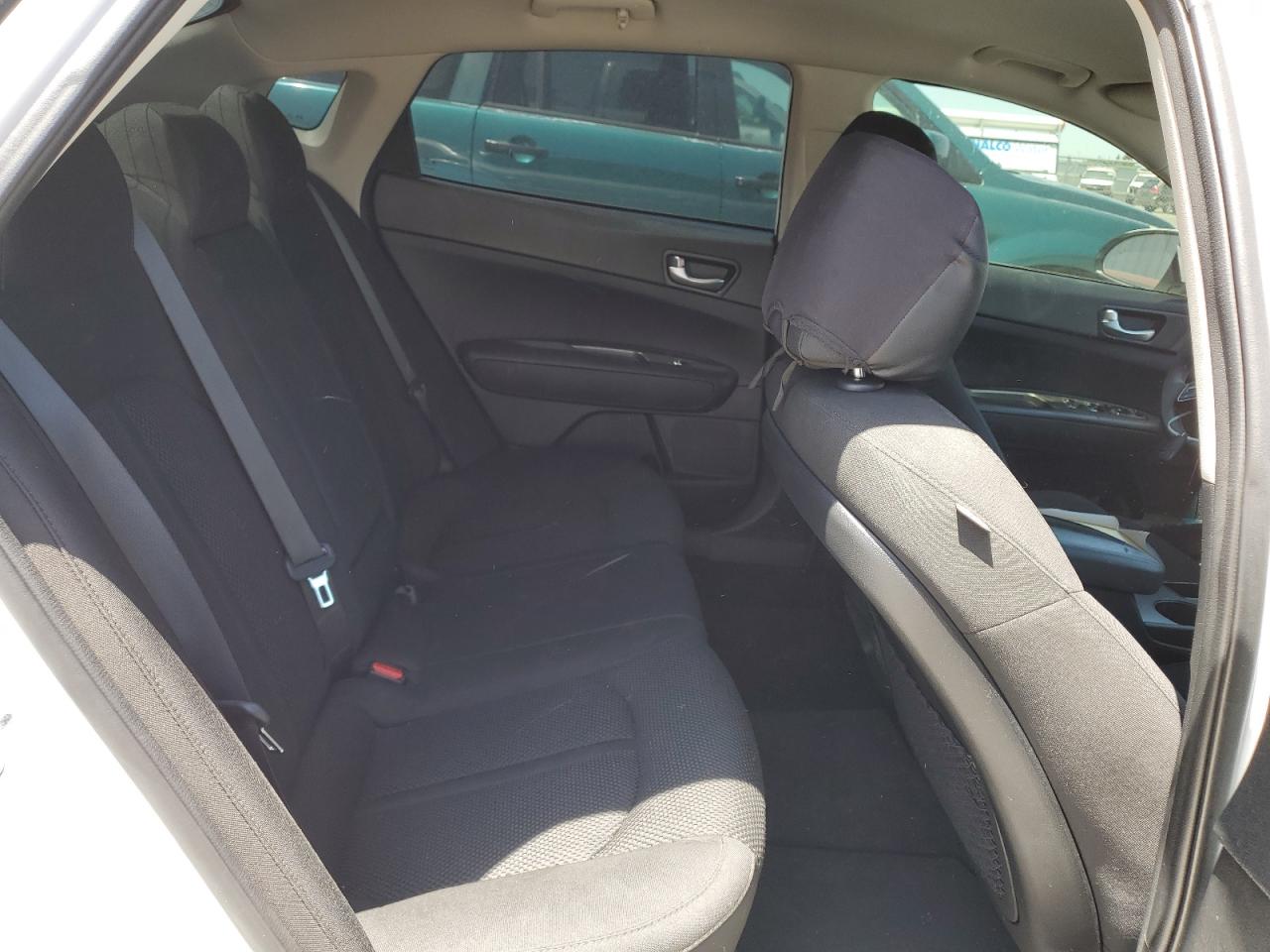 5XXGT4L31LG398003 2020 Kia Optima Lx