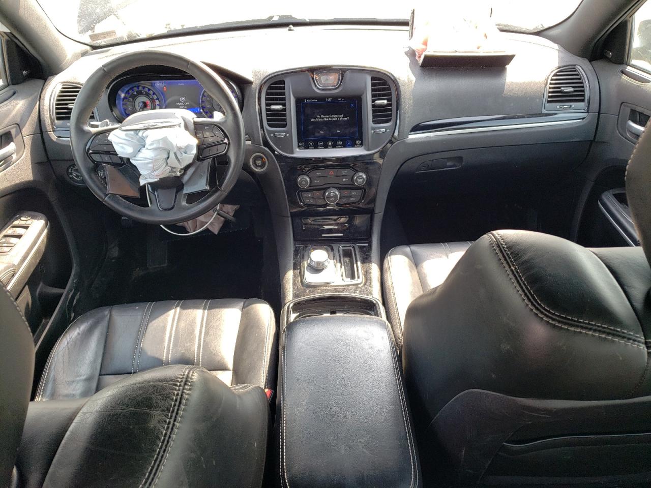 2C3CCAGG7KH682570 2019 Chrysler 300 S