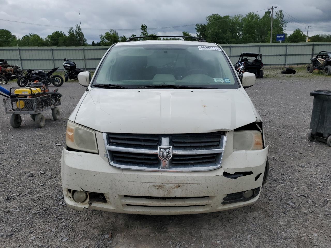 2D4RN5D12AR211395 2010 Dodge Grand Caravan Sxt