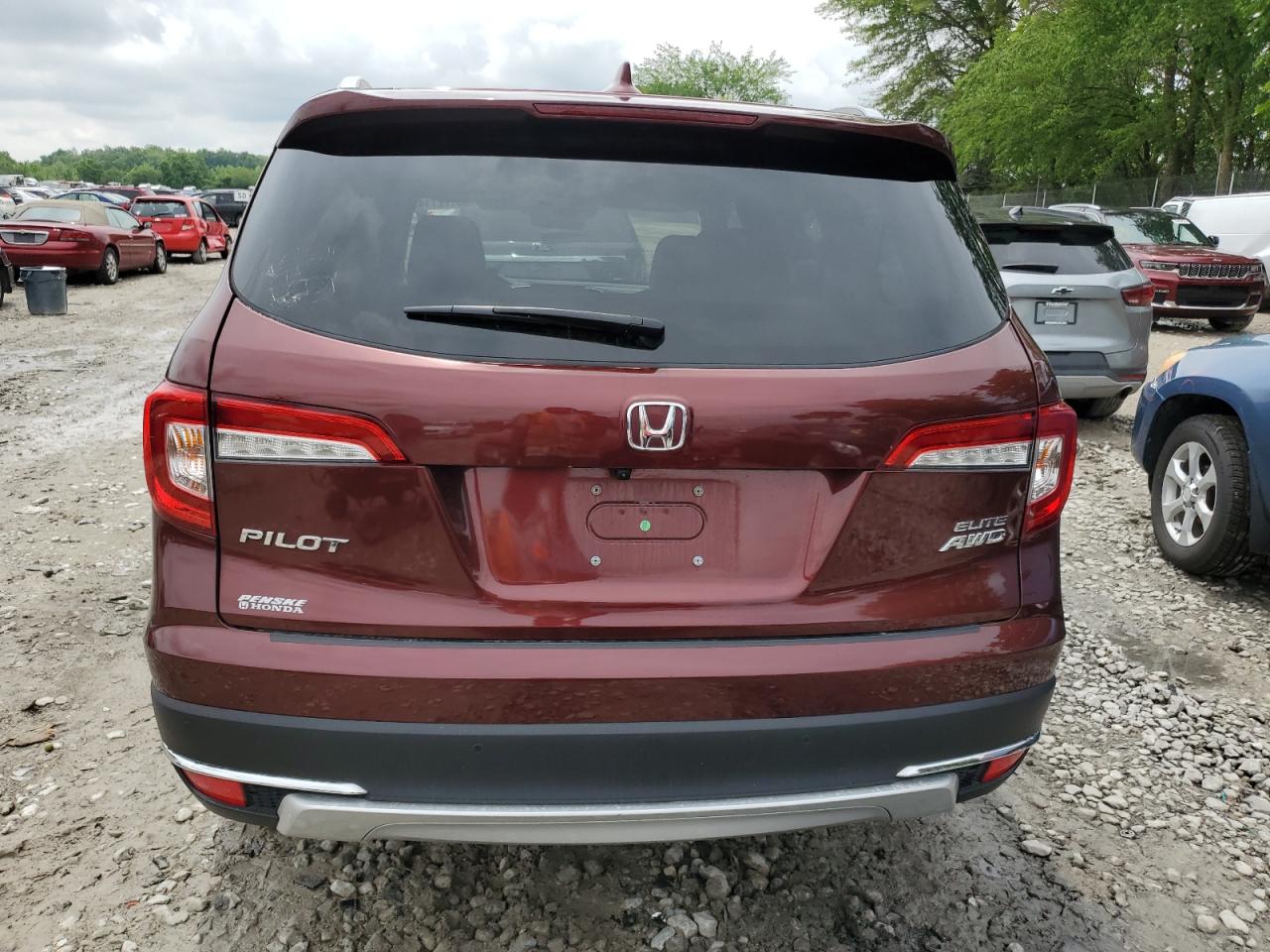 5FNYF6H0XKB028059 2019 Honda Pilot Elite