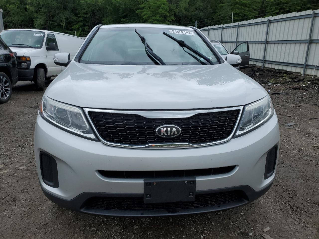 5XYKT3A65FG568980 2015 Kia Sorento Lx