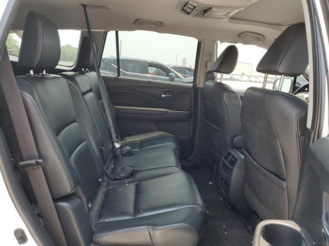 2017 Honda Pilot Touring VIN: 5FNYF5H97HB005405 Lot: 55882574