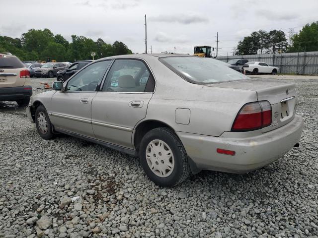 1996 Honda Accord Dx 25Th Anniversary VIN: 1HGCD5687TA139070 Lot: 54352424