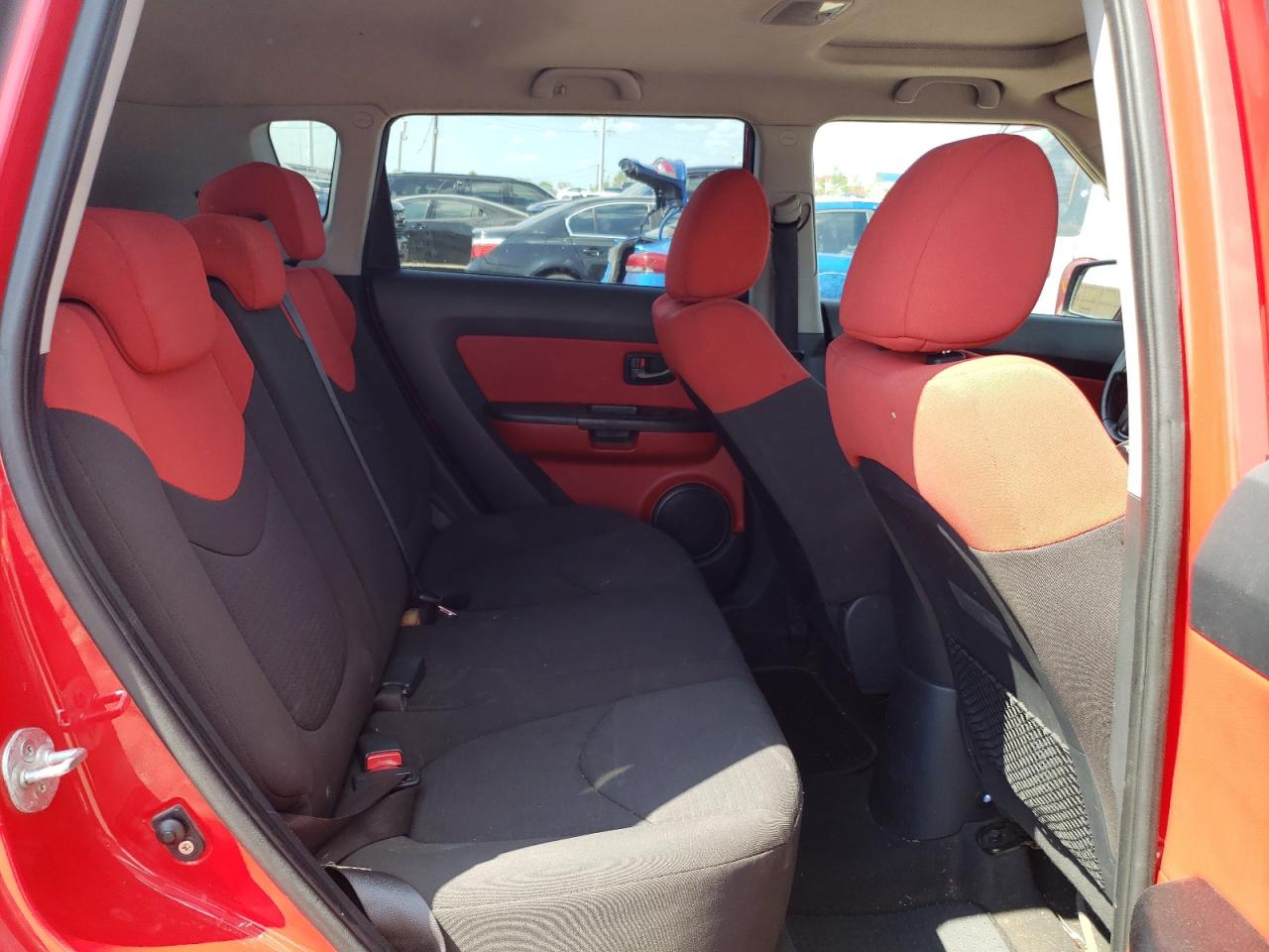 KNDJT2A28A7123481 2010 Kia Soul +