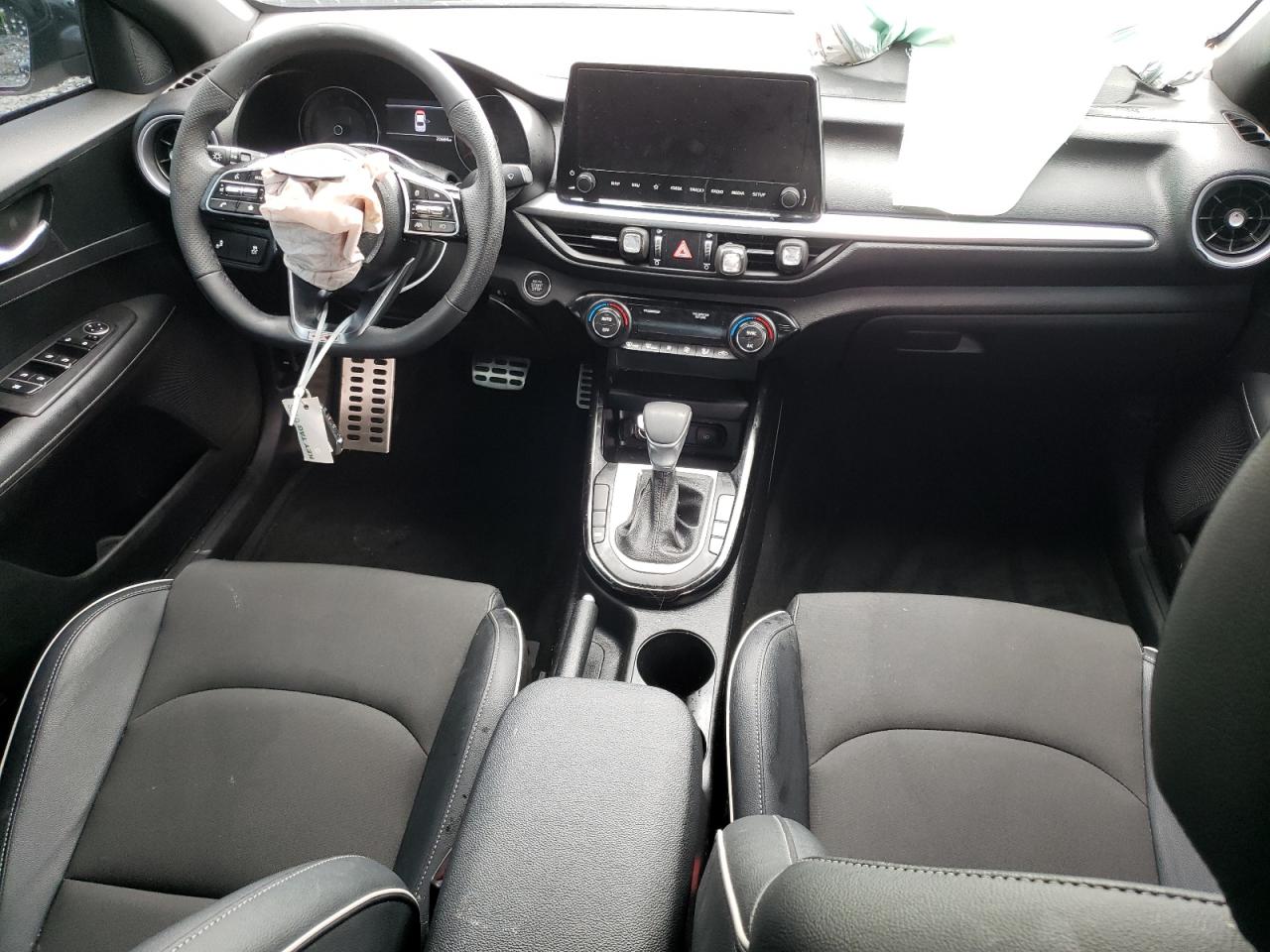 3KPF54AD0PE614147 2023 Kia Forte Gt Line