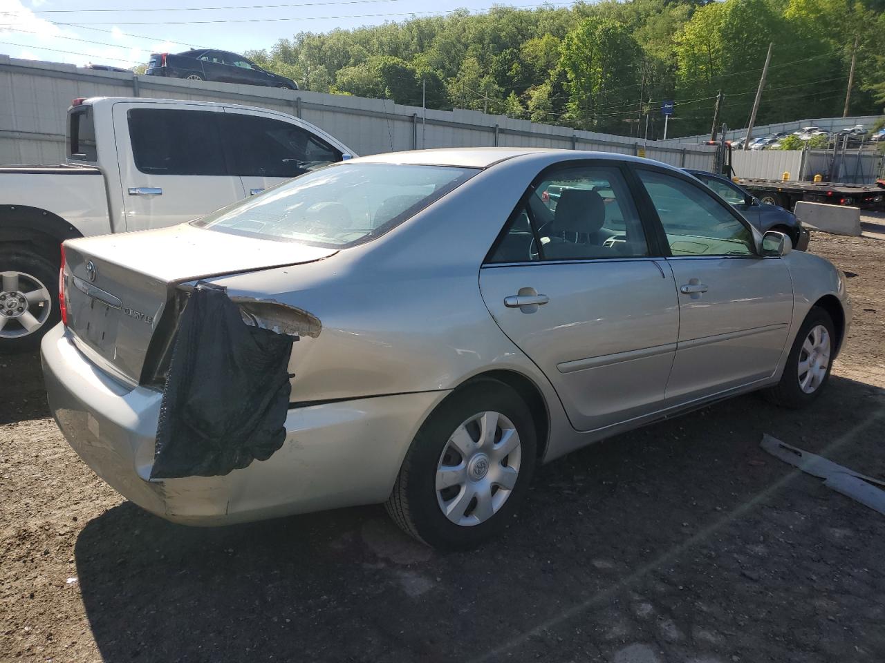 4T1BE32K84U854027 2004 Toyota Camry Le