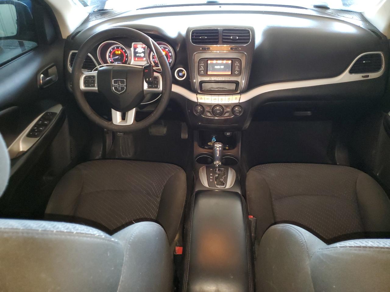 3C4PDCBG2KT737558 2019 Dodge Journey Se