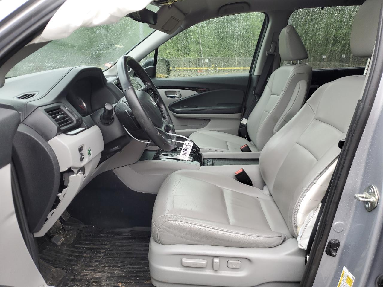 5FNYF6H91KB014016 2019 Honda Pilot Touring