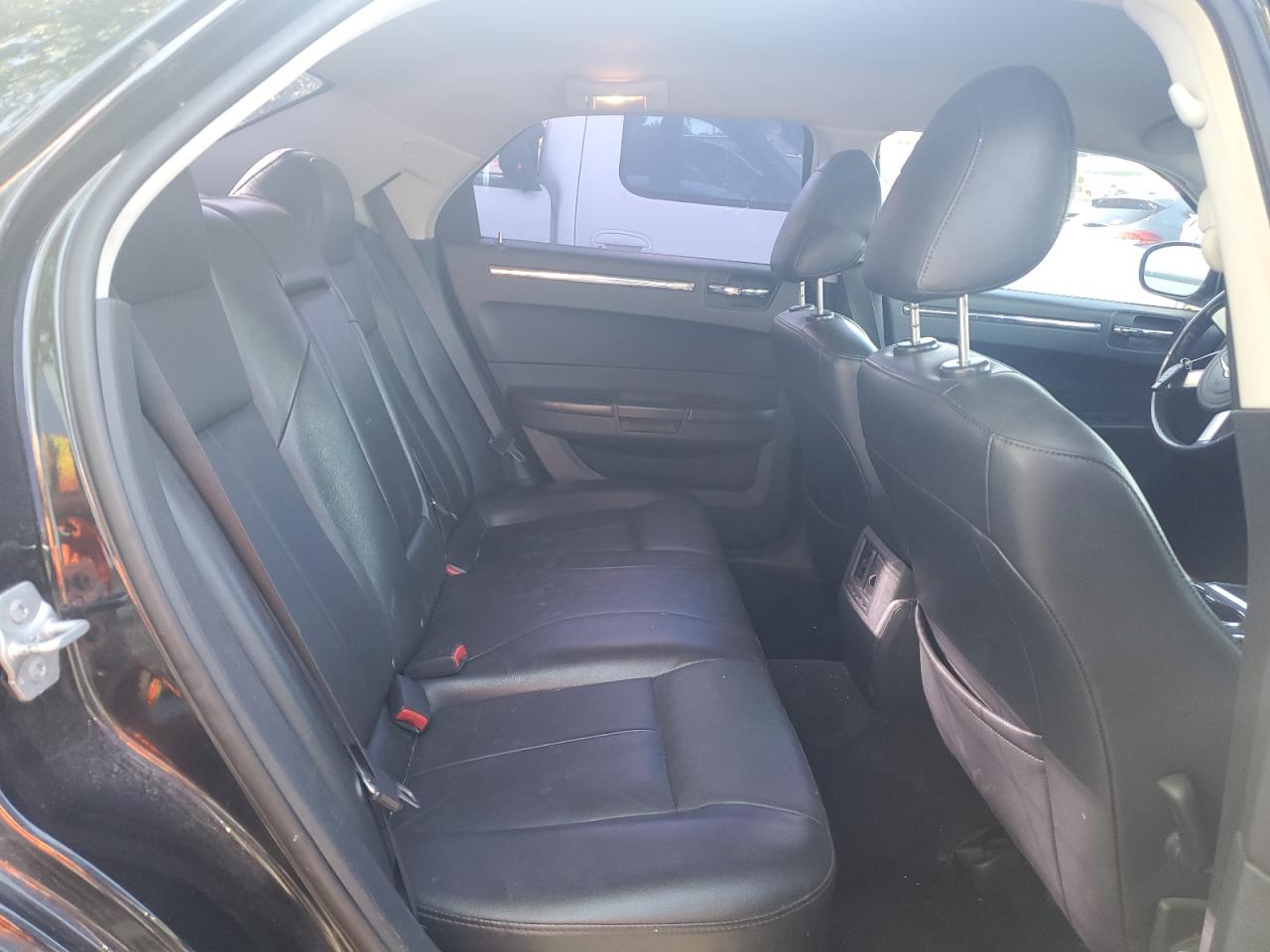 2C3CA5CV7AH220915 2010 Chrysler 300 Touring