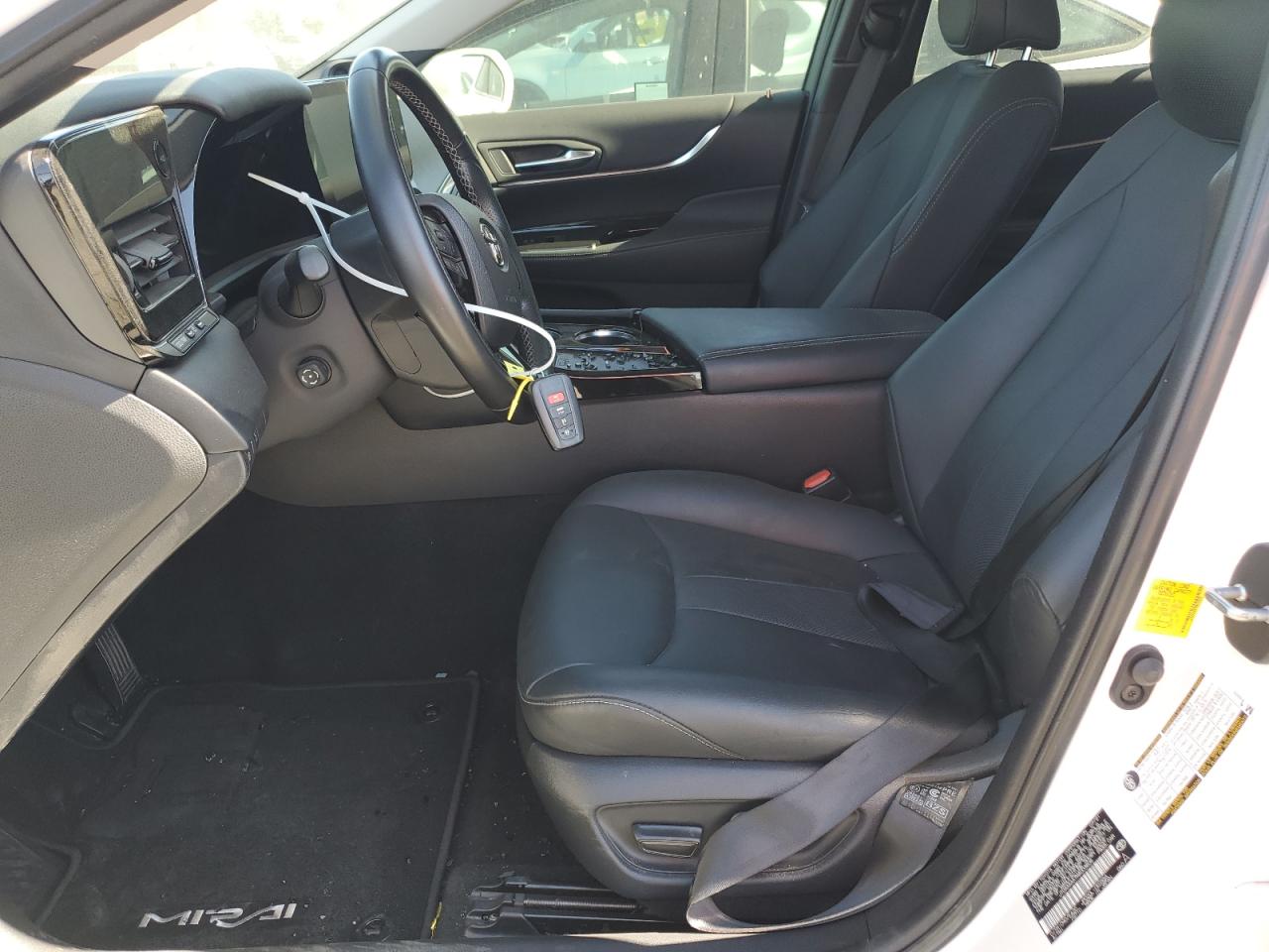 JTDAAAAA7MA003606 2021 Toyota Mirai Xle