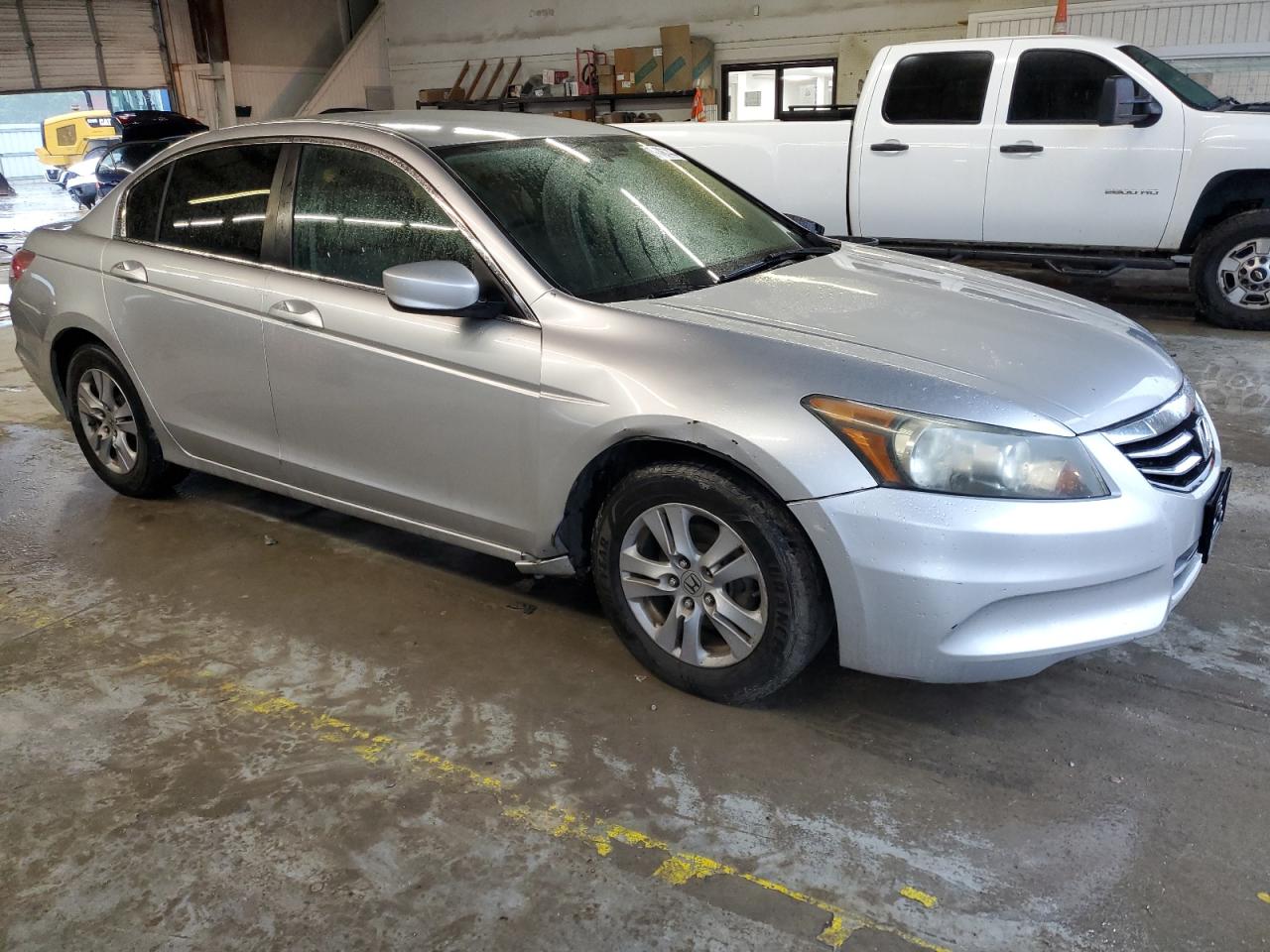 1HGCP2F44BA026498 2011 Honda Accord Lxp