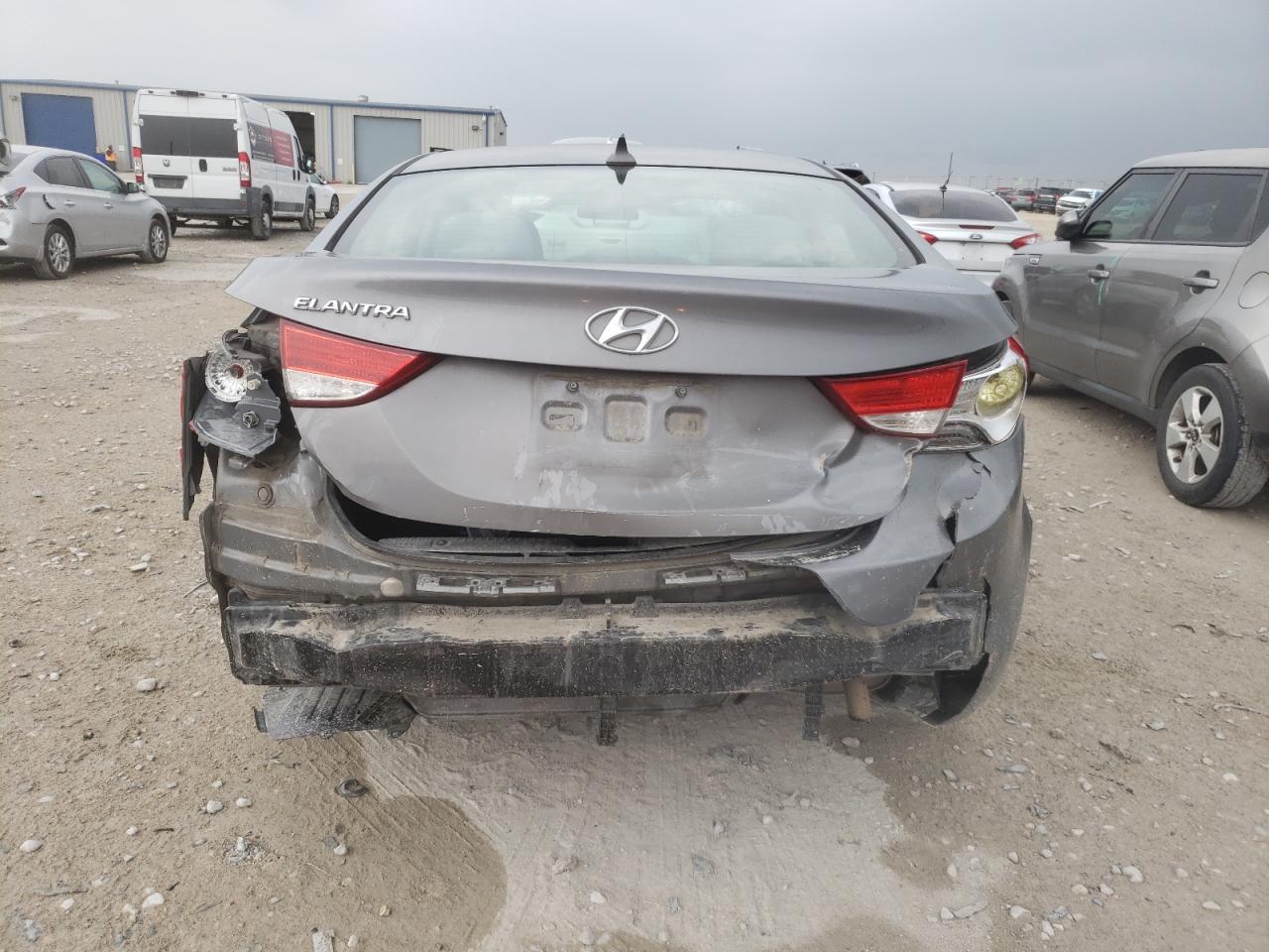 5NPDH4AE3DH185178 2013 Hyundai Elantra Gls