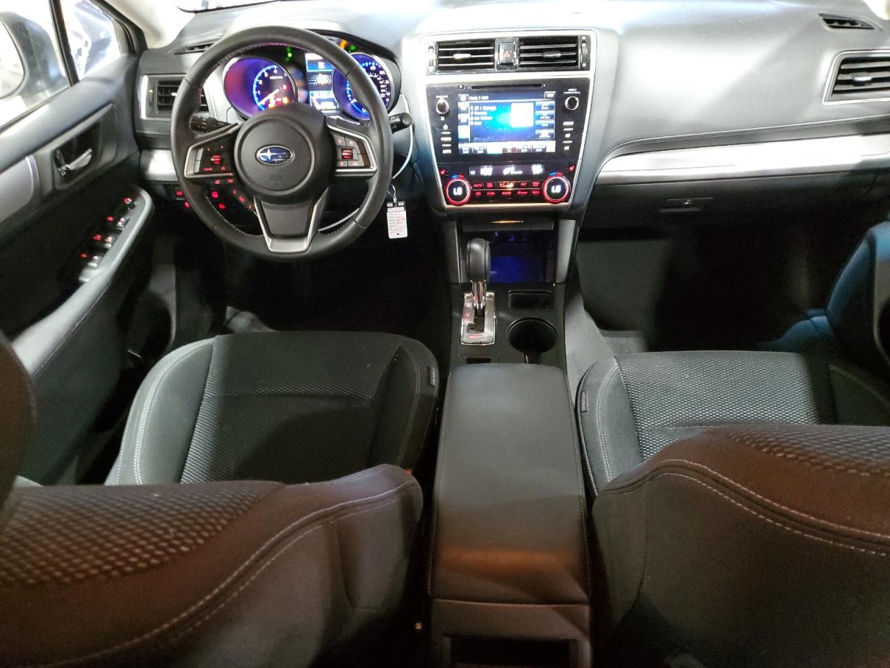 4S4BSAFC3J3365987 2018 Subaru Outback 2.5I Premium