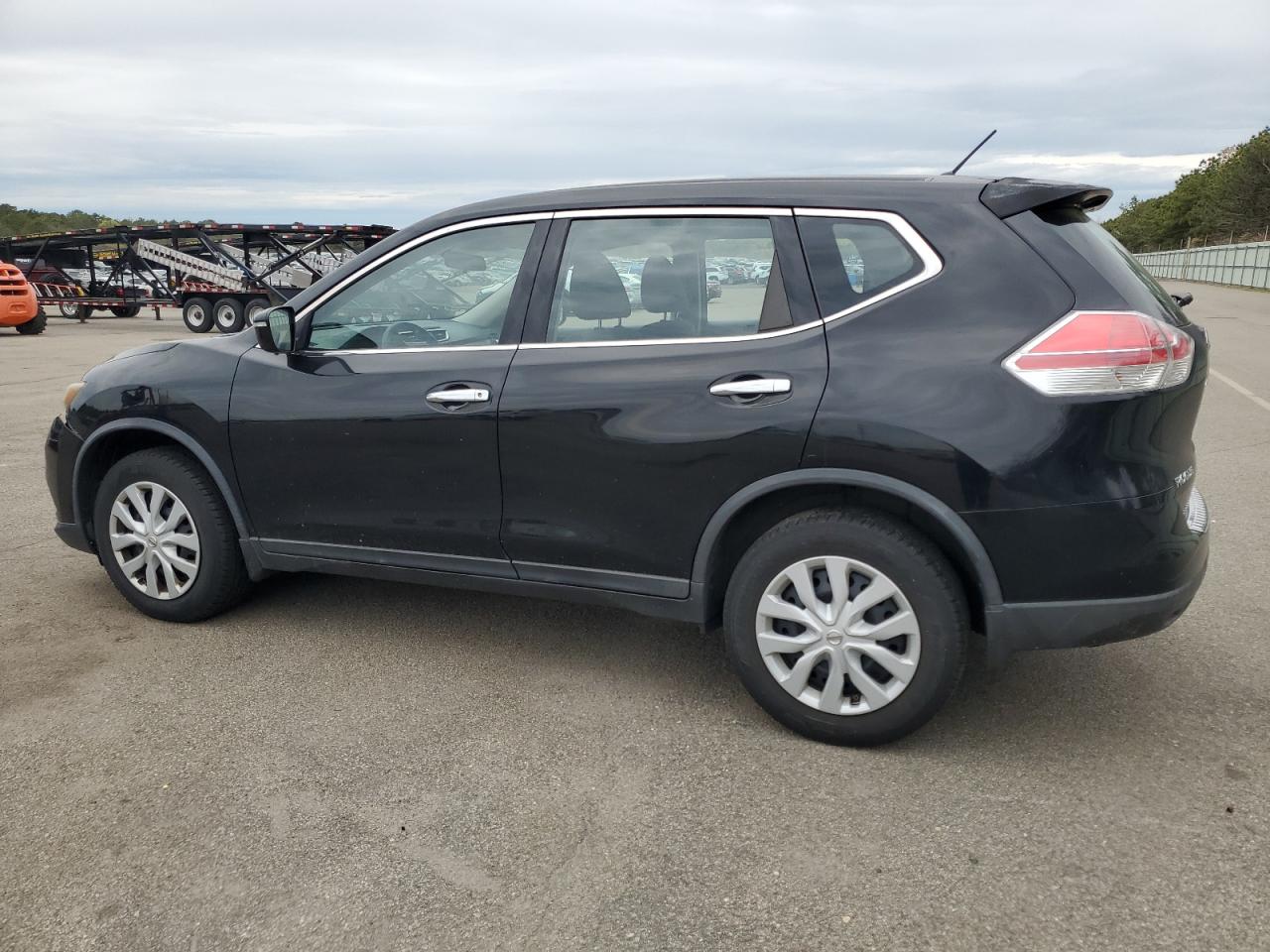 KNMAT2MVXFP513401 2015 Nissan Rogue S