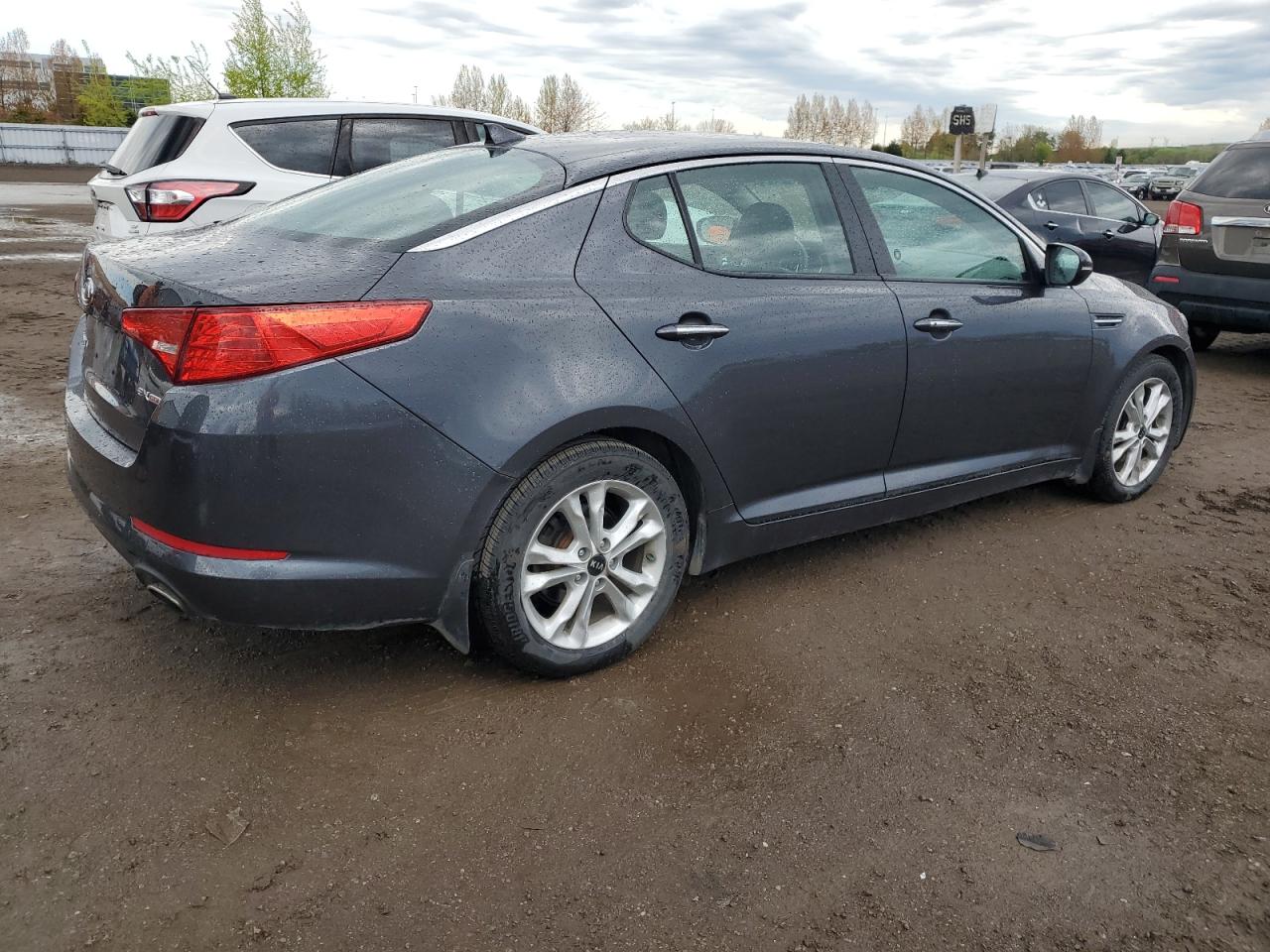 KNAGN4A71C5258163 2012 Kia Optima Ex