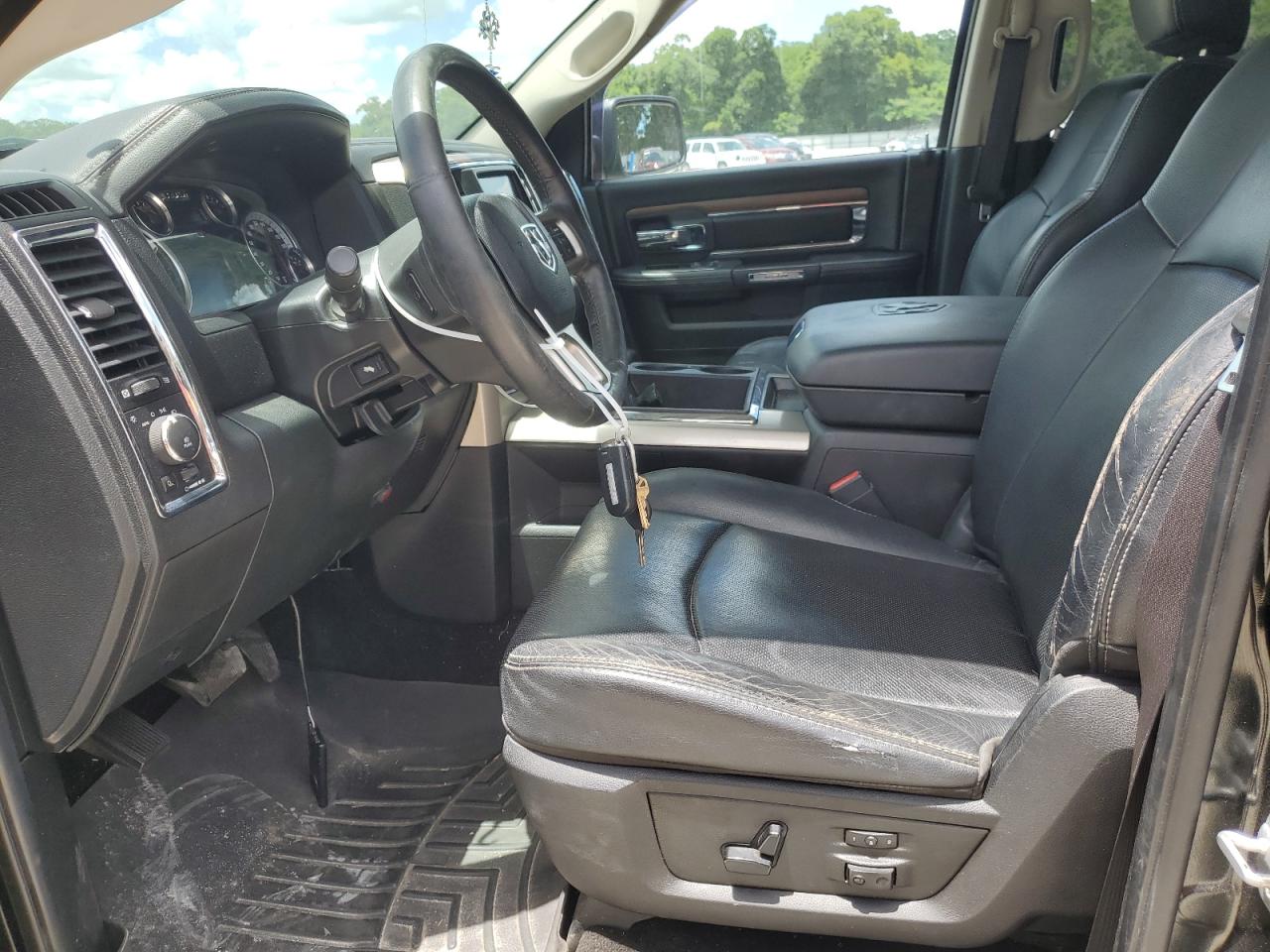 1C6RR7VM2FS628745 2015 Ram 1500 Laramie