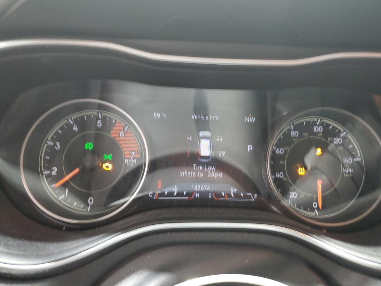 1C4PJMJN6KD116666 2019 Jeep Cherokee Overland