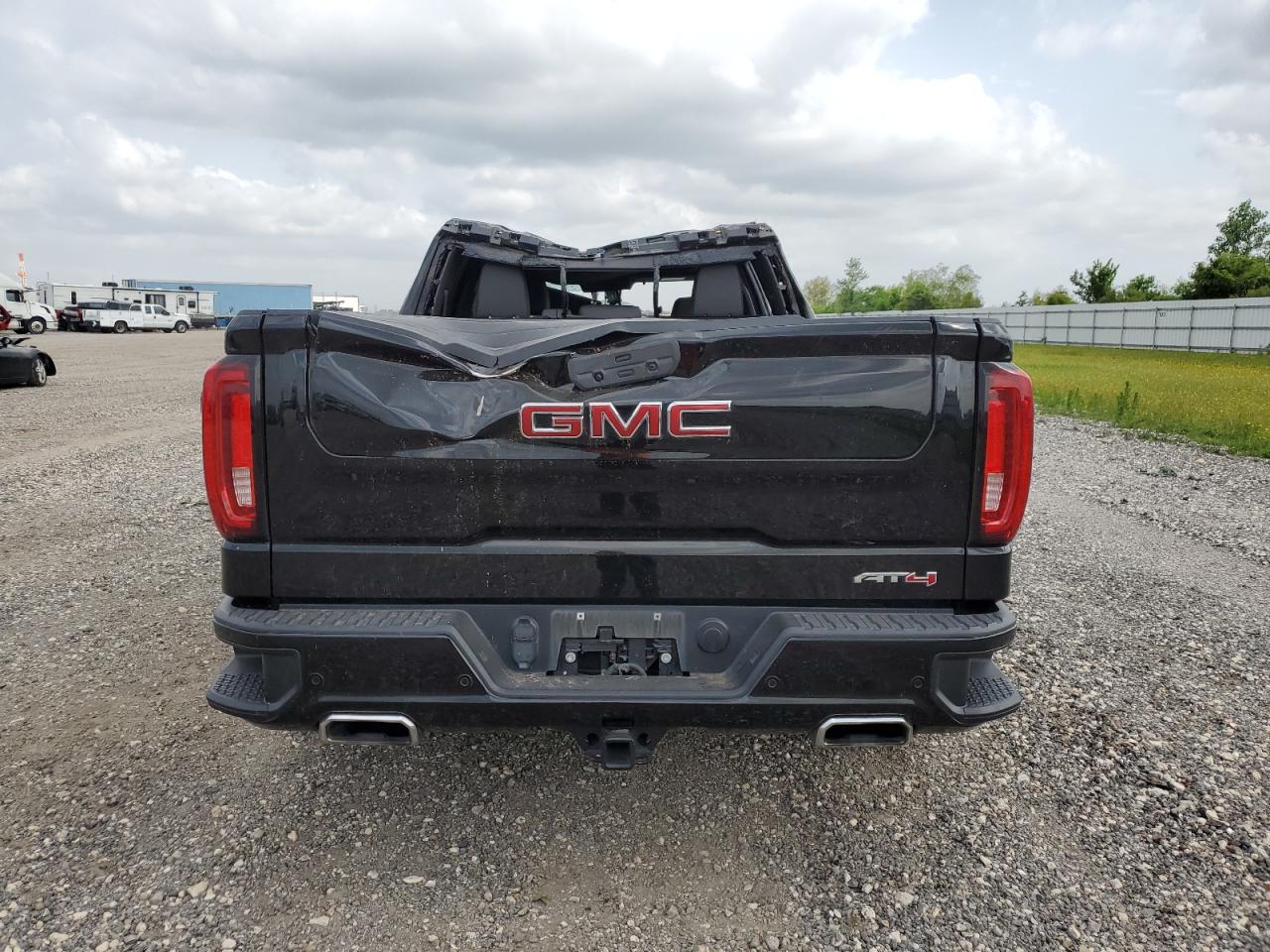 2020 GMC Sierra K1500 At4 vin: 3GTP9EEL2LG376817