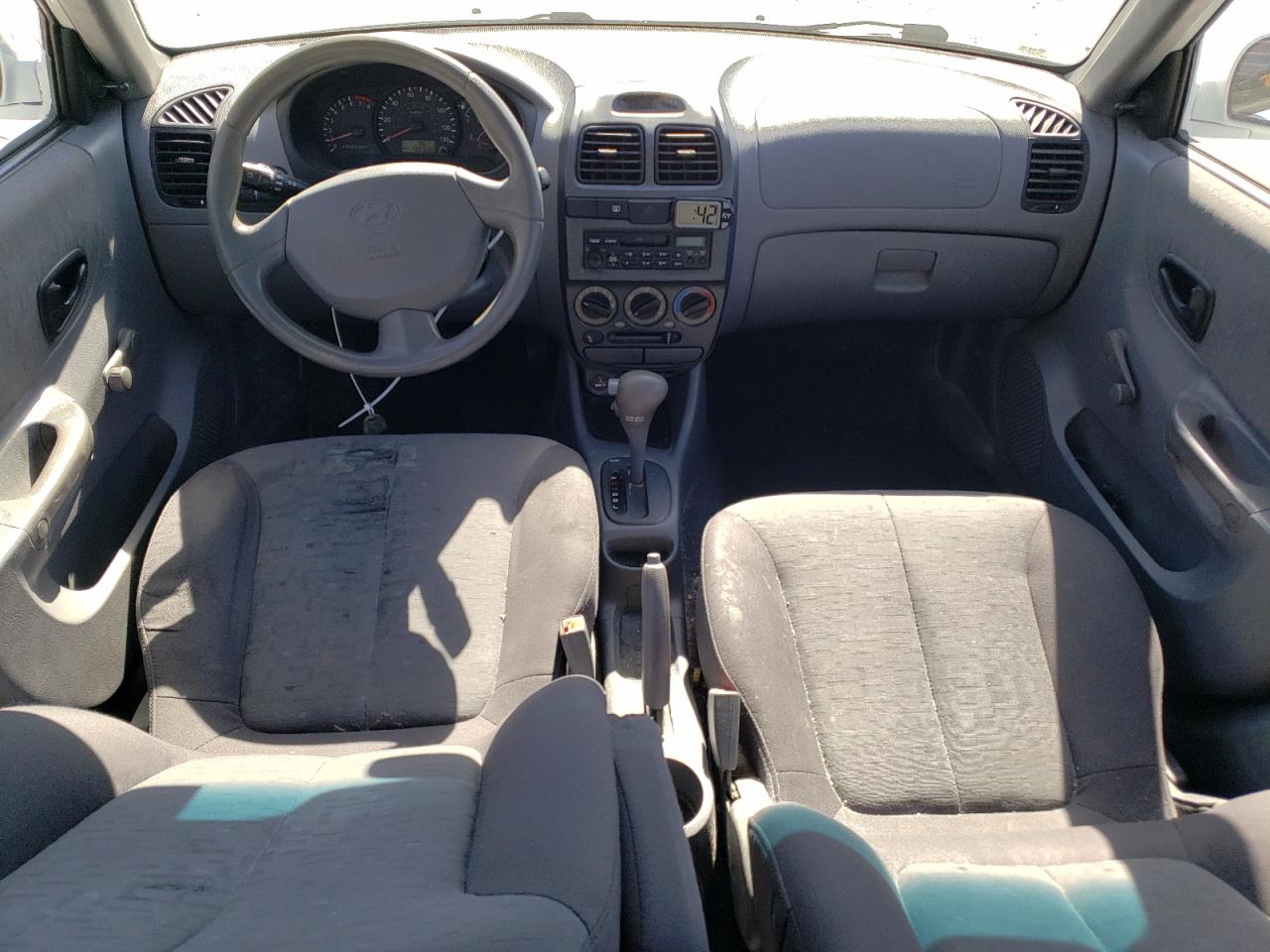 KMHCG45C15U617728 2005 Hyundai Accent Gl