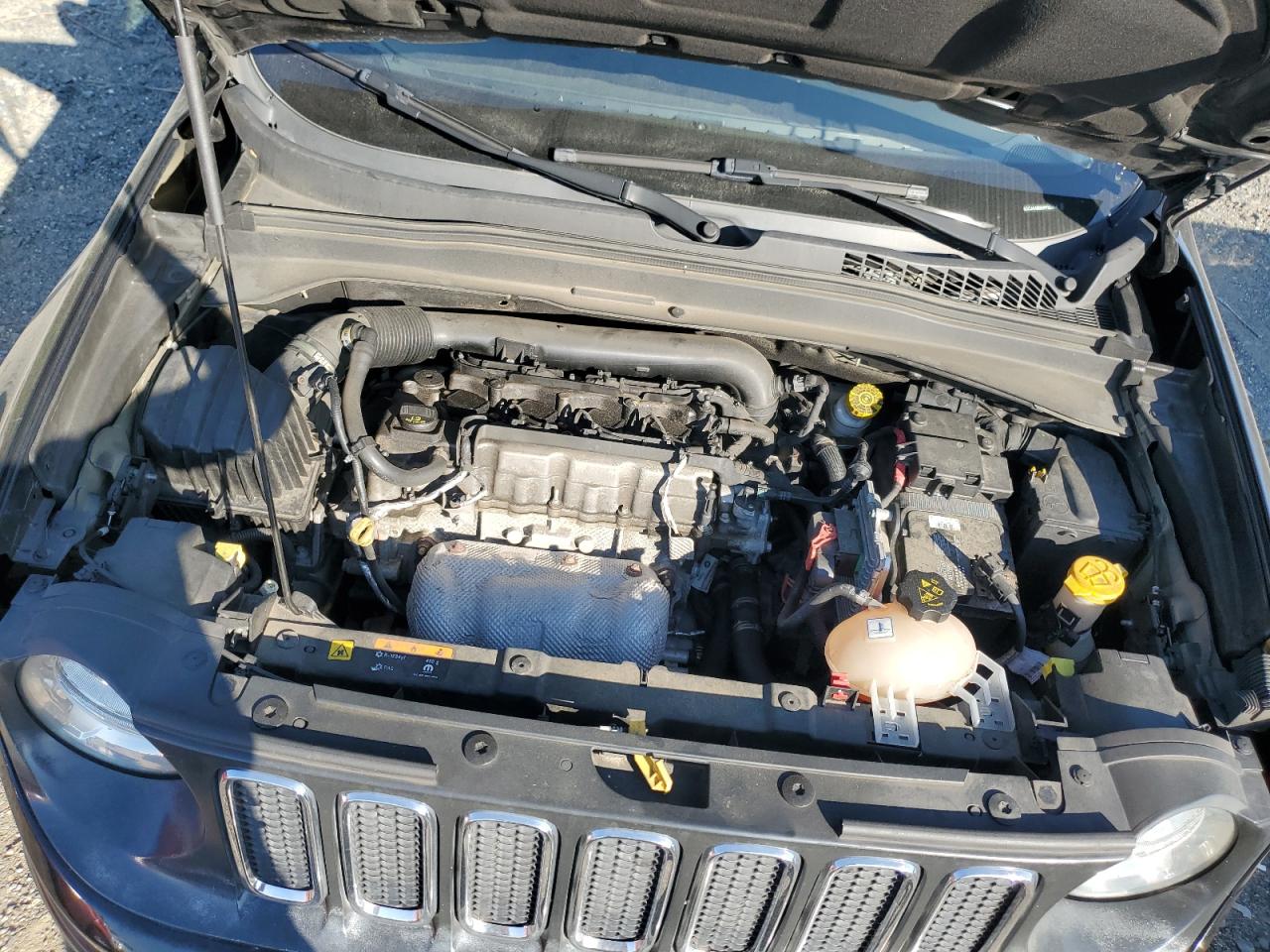 ZACCJAAB9HPF82444 2017 Jeep Renegade Sport