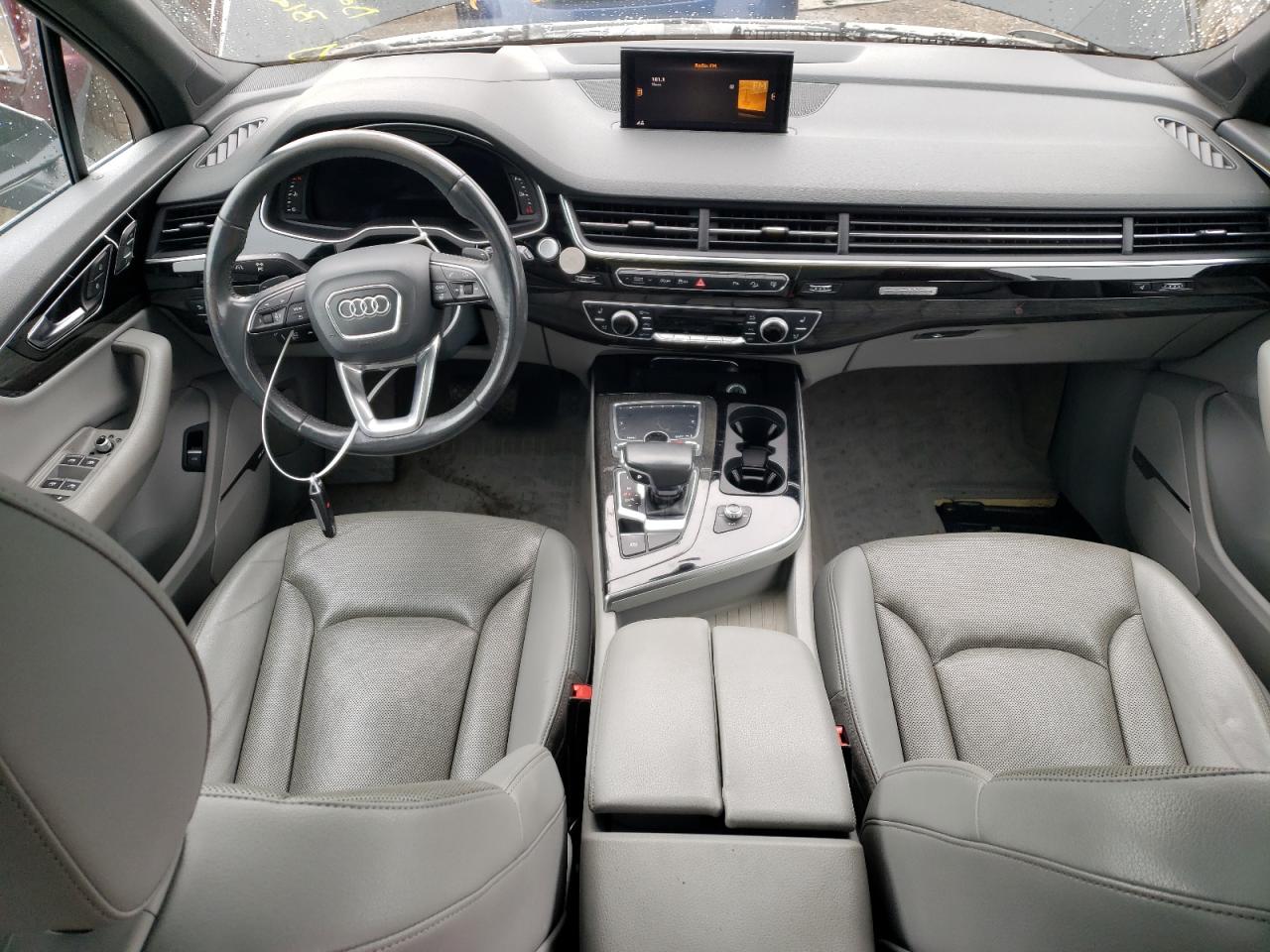 WA1VAAF76HD058450 2017 Audi Q7 Prestige