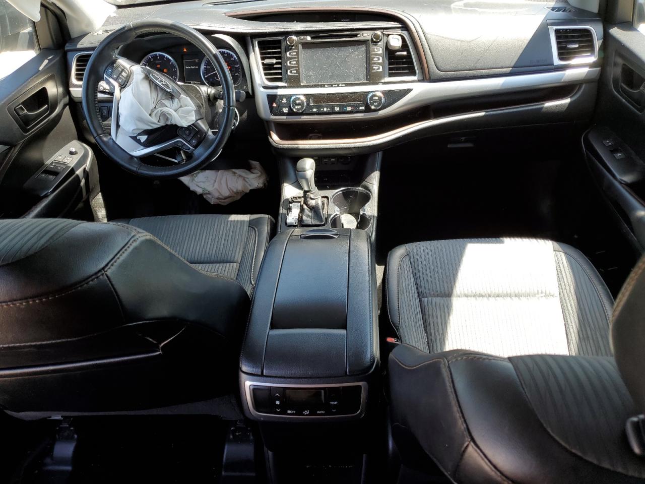 5TDZZRFH0KS362375 2019 Toyota Highlander Le