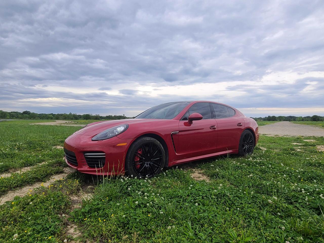 2015 Porsche Panamera Gts vin: WP0AF2A7XFL080182