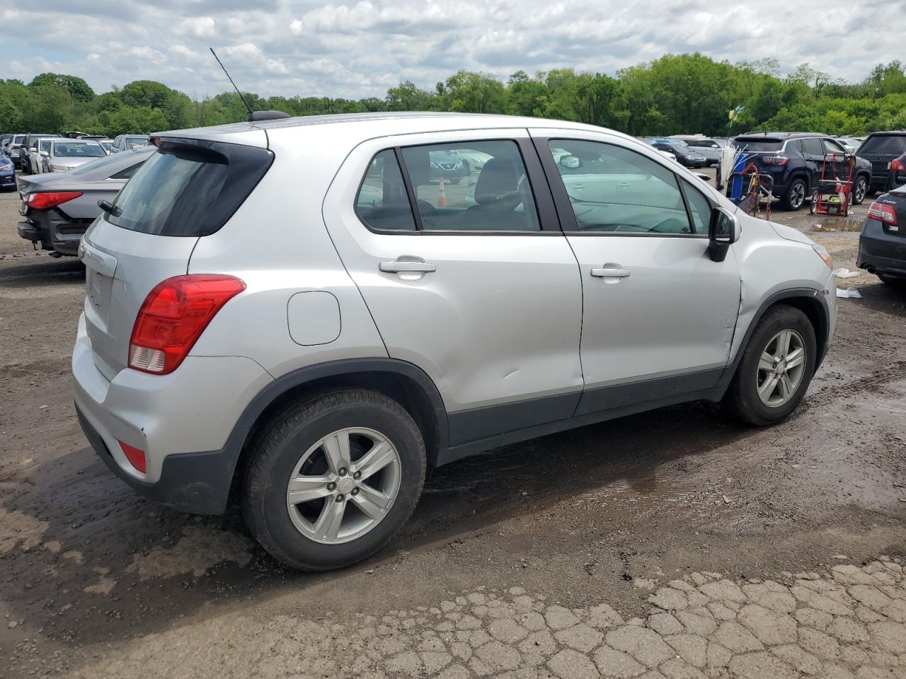 3GNCJKSB1LL145857 2020 Chevrolet Trax Ls