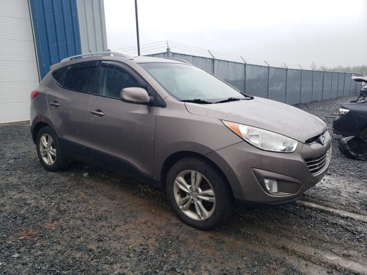 KM8JU3AC8CU347104 2012 Hyundai Tucson Gls