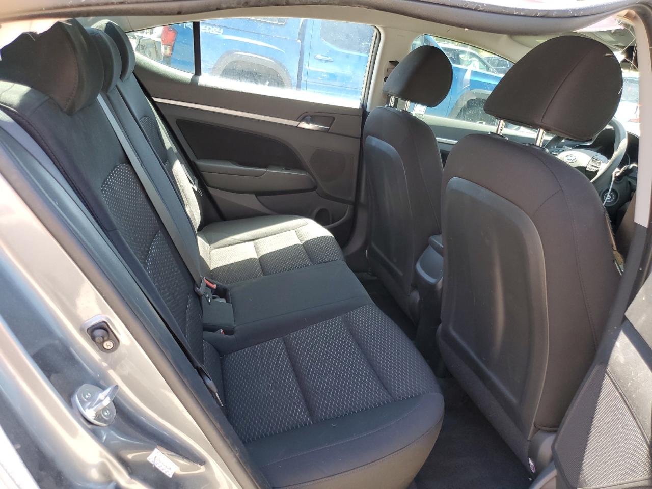 KMHD84LF4KU761199 2019 Hyundai Elantra Sel