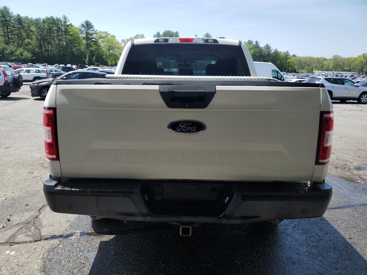 1FTEW1E5XJKC28897 2018 Ford F150 Supercrew