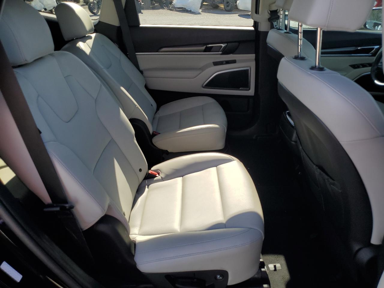 5XYP64GC0RG454471 2024 Kia Telluride S