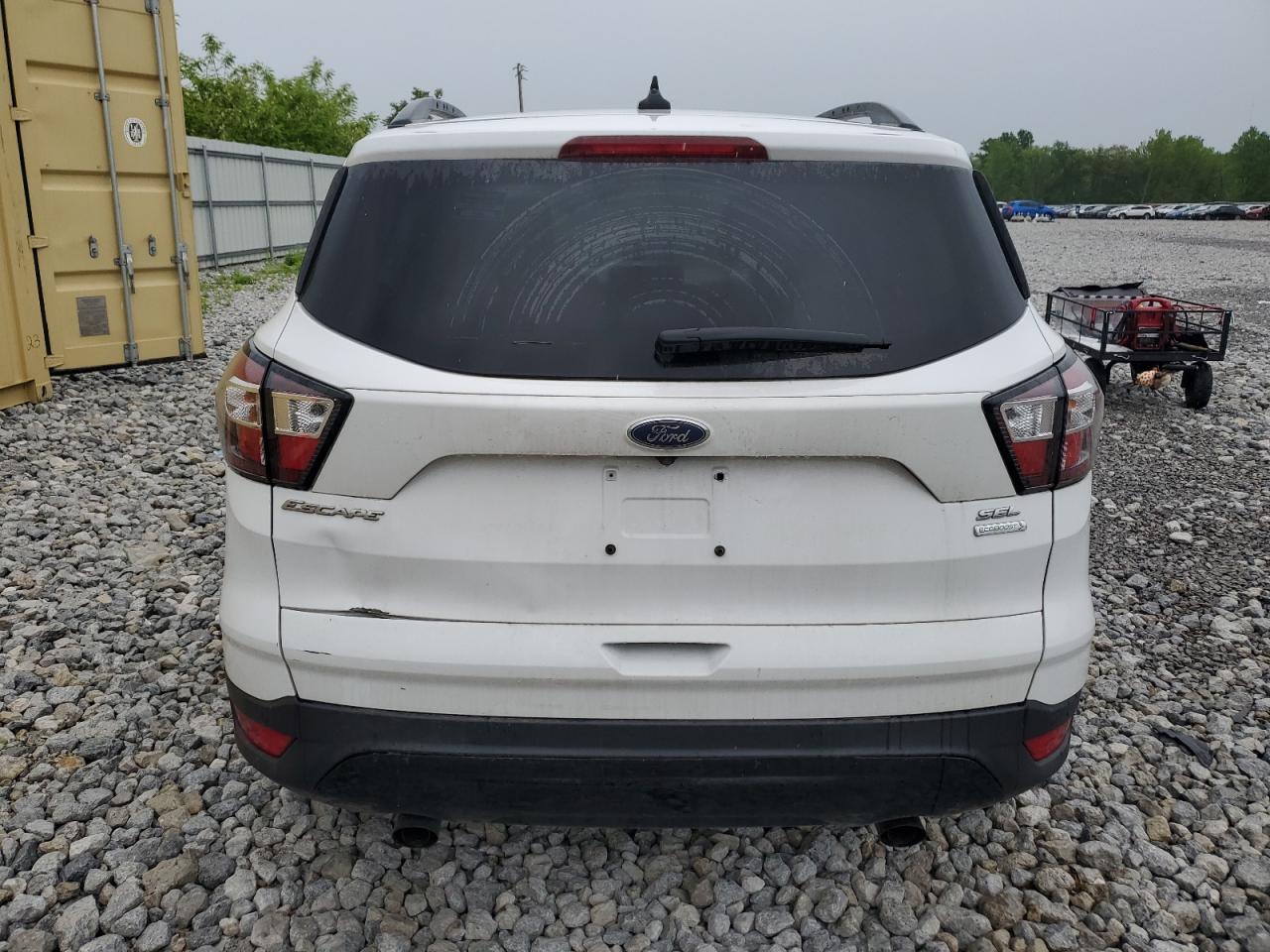 1FMCU0HD7JUC39950 2018 Ford Escape Sel