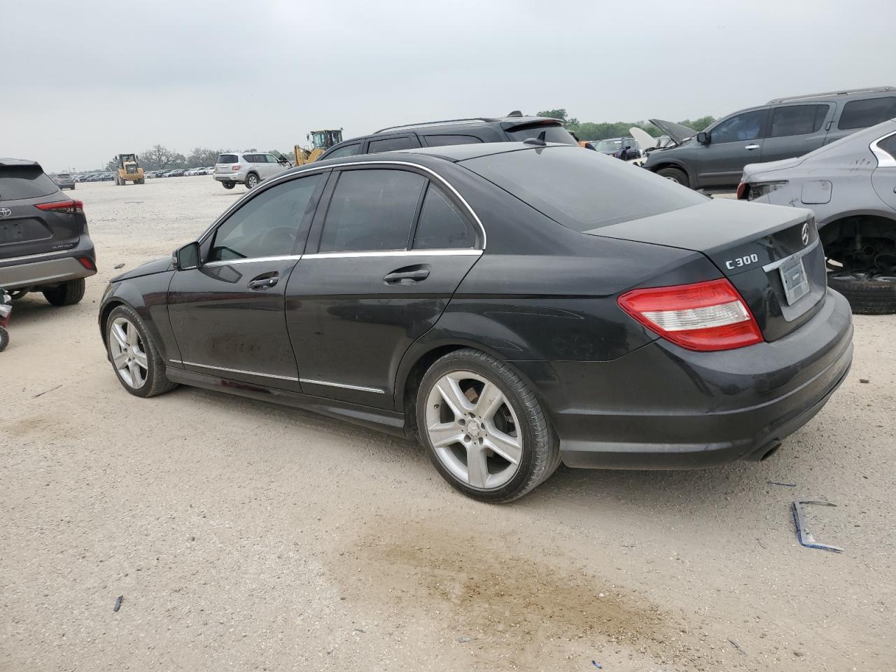 WDDGF5EBXBA482922 2011 Mercedes-Benz C 300