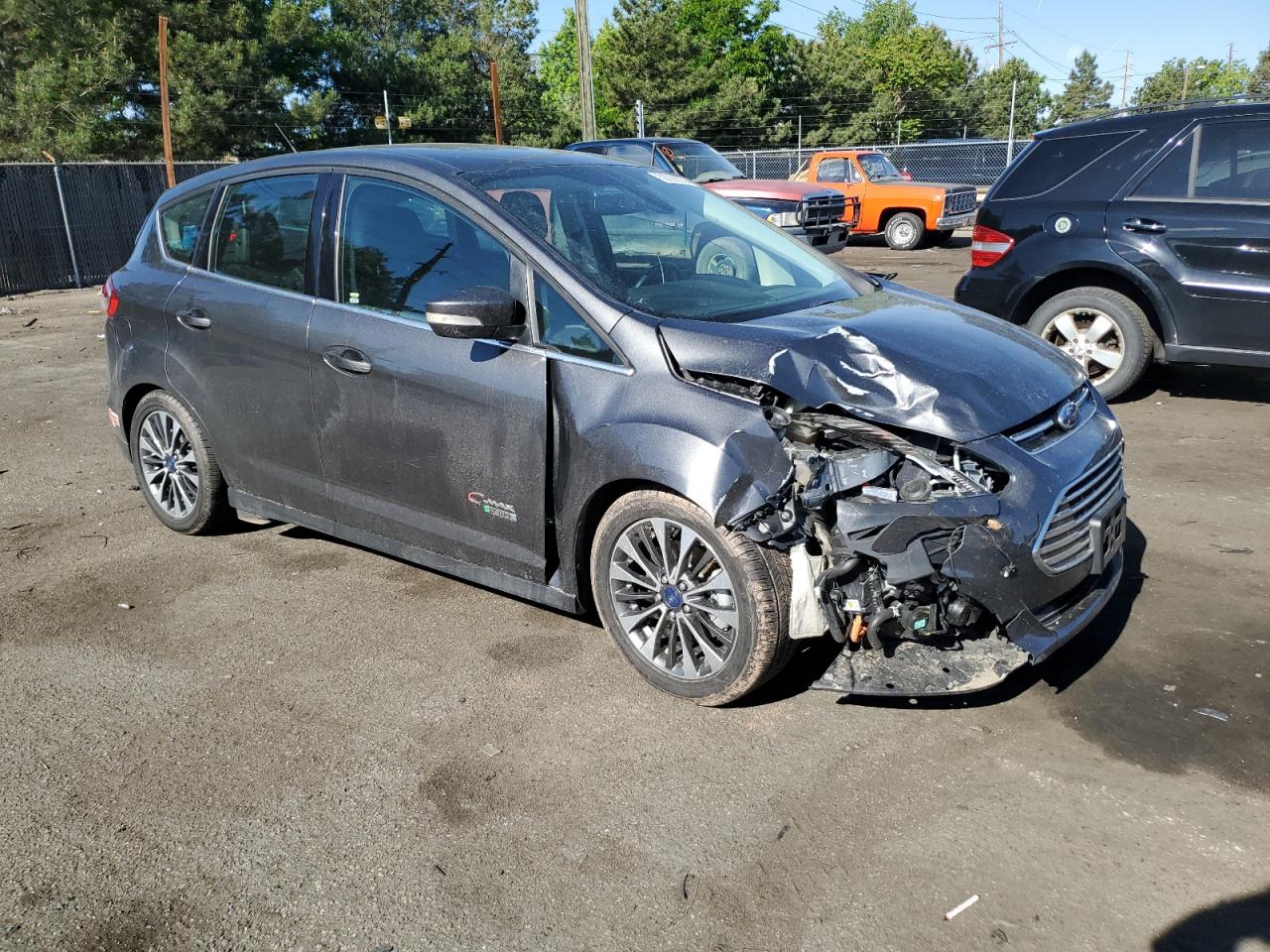 1FADP5FUXHL112406 2017 Ford C-Max Titanium