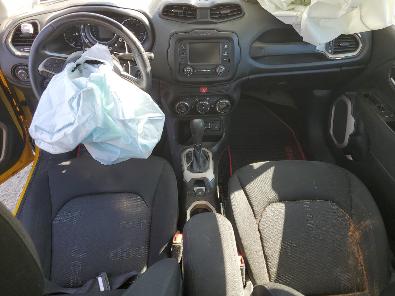 ZACCJABT9FPC17377 2015 Jeep Renegade Latitude