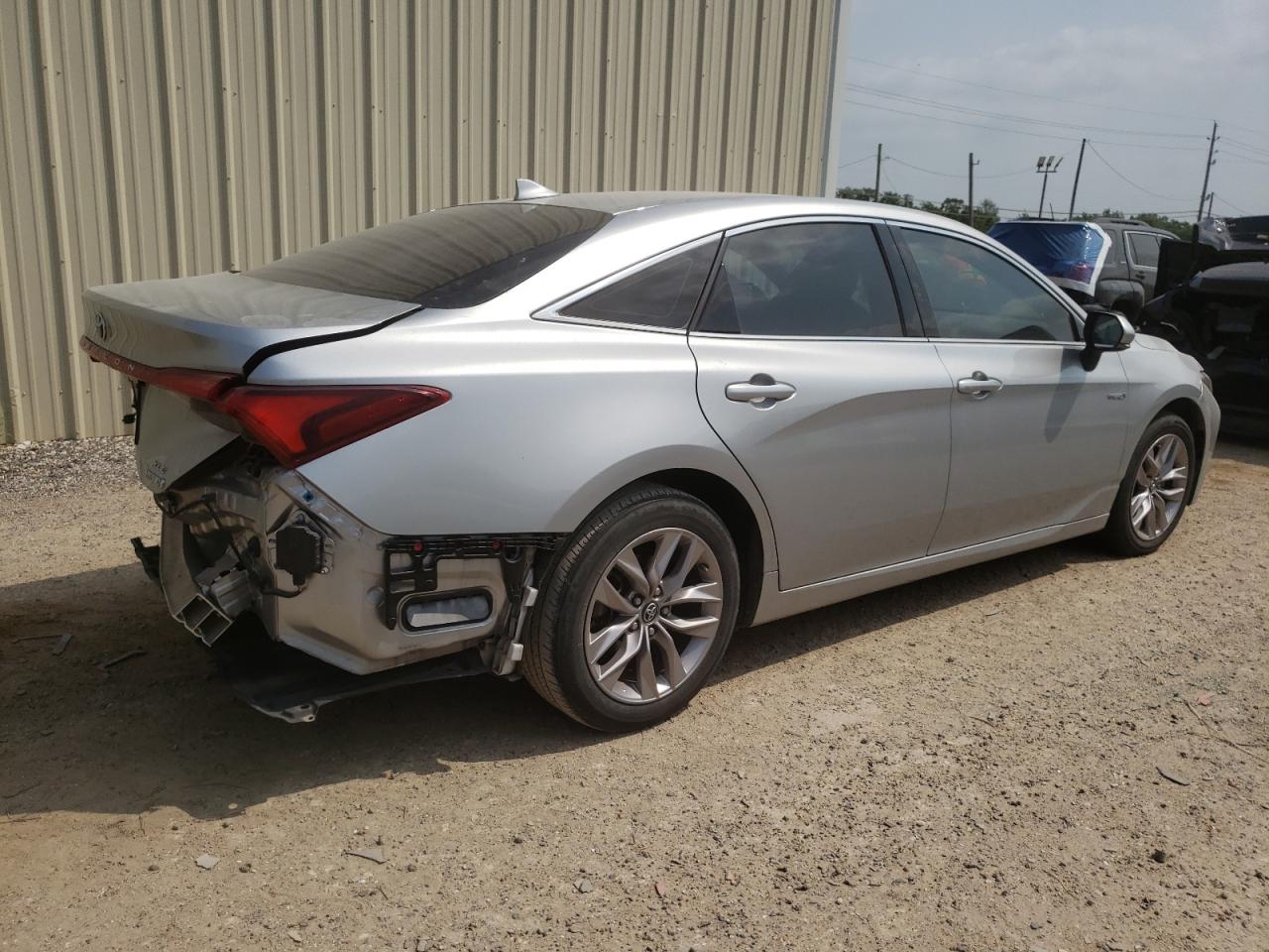 4T1B21FB1KU001750 2019 Toyota Avalon Xle