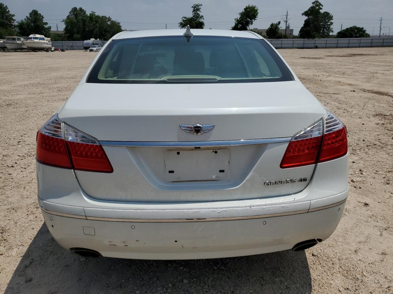 KMHGC4DF8AU072324 2010 Hyundai Genesis 4.6L