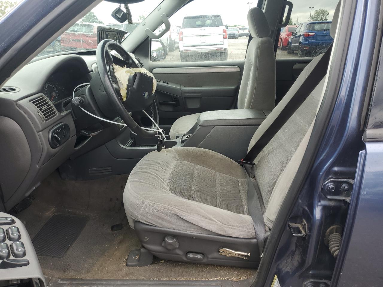 1FMZU73K94ZA64181 2004 Ford Explorer Xlt