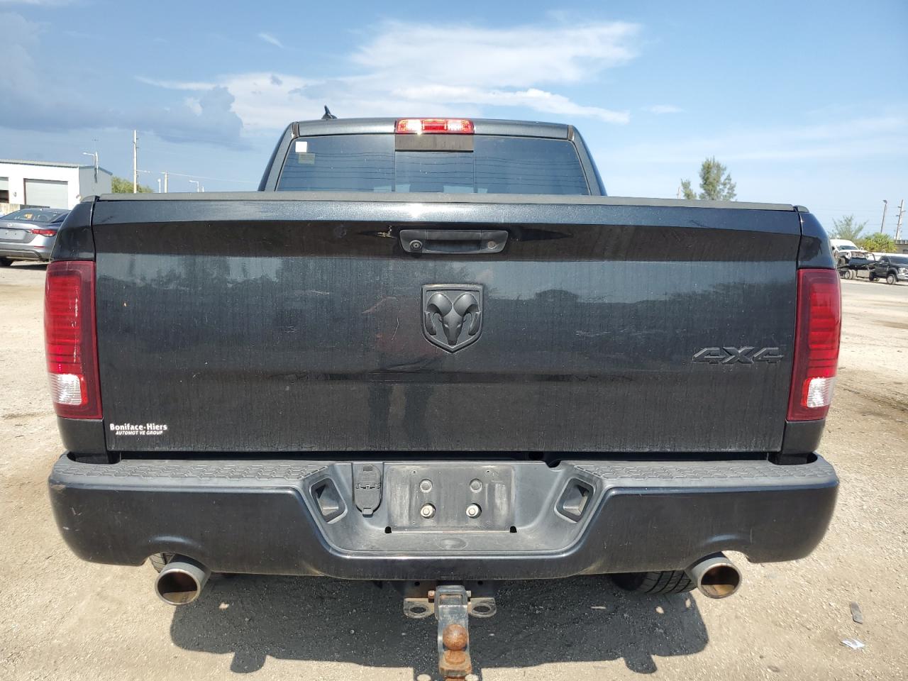 1C6RR7MT5GS309527 2016 Ram 1500 Sport