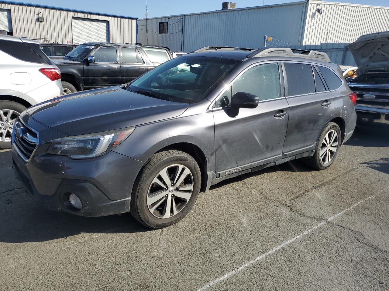 4S4BSANC1J3231030 2018 Subaru Outback 2.5I Limited