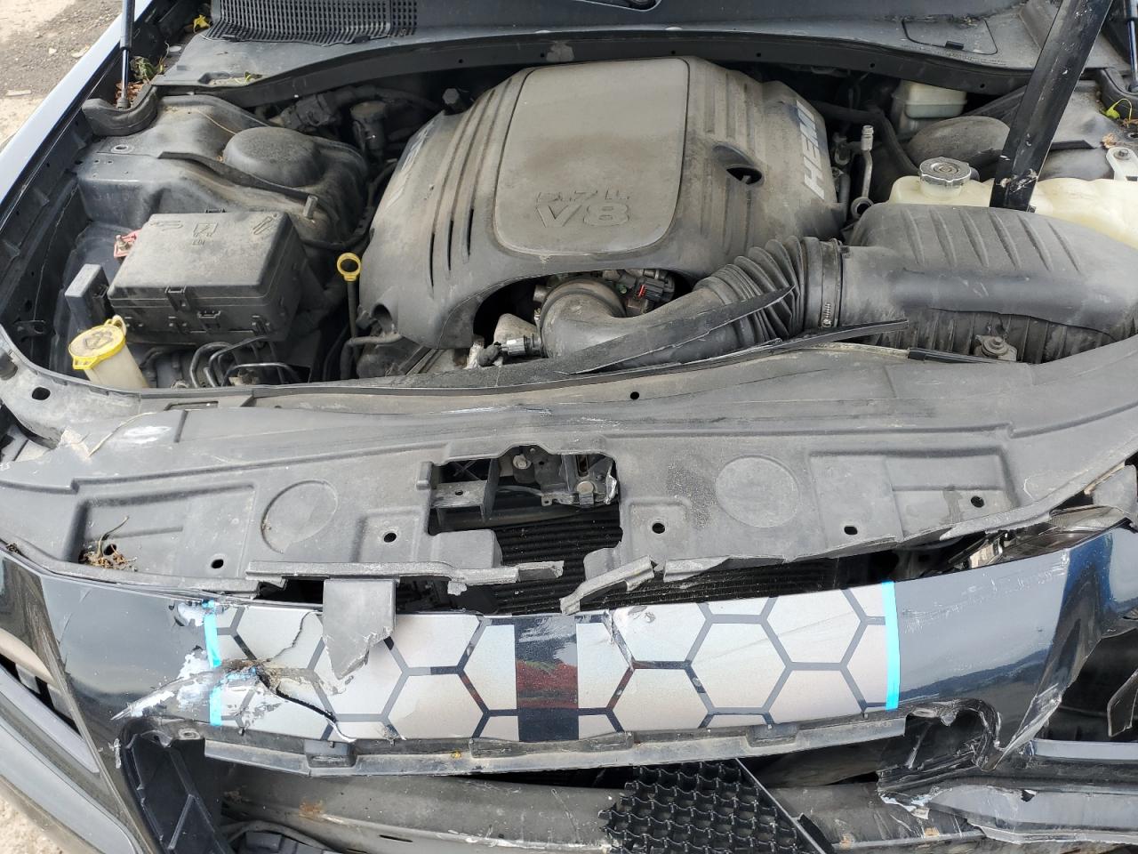 2C3CCAJT0DH621859 2013 Chrysler 300C Varvatos