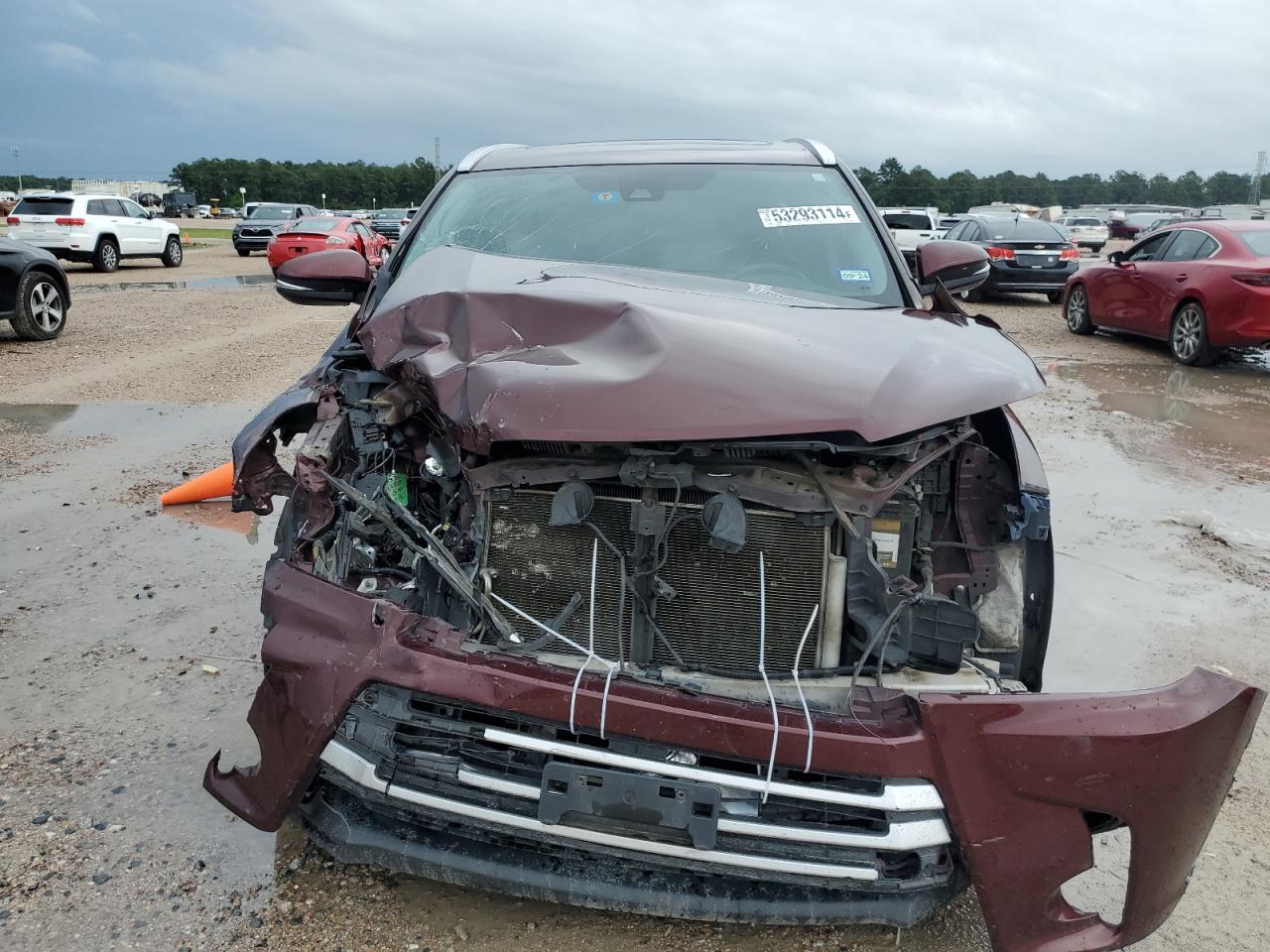 5TDKZRFH6KS337062 2019 Toyota Highlander Se